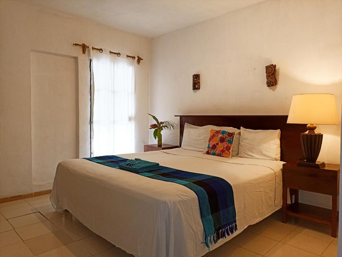 Casa De Los Pajaros - B&B Valladolid  Kültér fotó