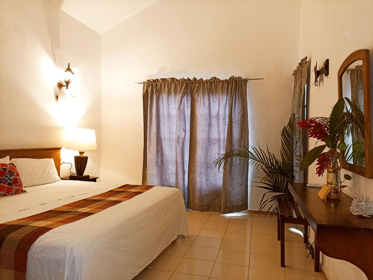 Casa De Los Pajaros - B&B Valladolid  Kültér fotó