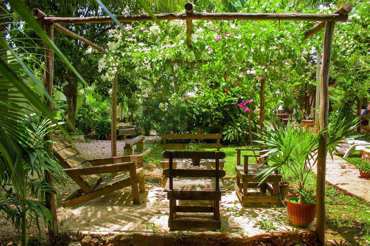 Casa De Los Pajaros - B&B Valladolid  Kültér fotó